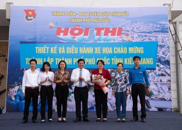 Tổ chức hội thi thiết kế và diễu hành xe hoa chào mừng thành lập thành phố Phú Quốc