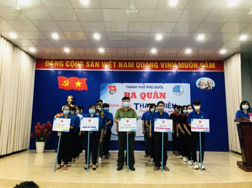 Lễ ra quân “Chiến dịch thanh niên tình nguyện hè” năm 2021 gắn với phát động “Ngày chiến sỹ tình nguyện vì văn minh đô thị”